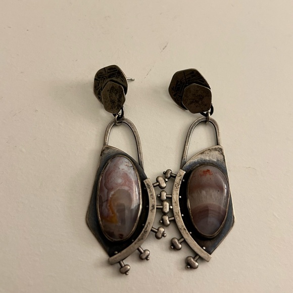 Jewelry - Vintage stone earrings